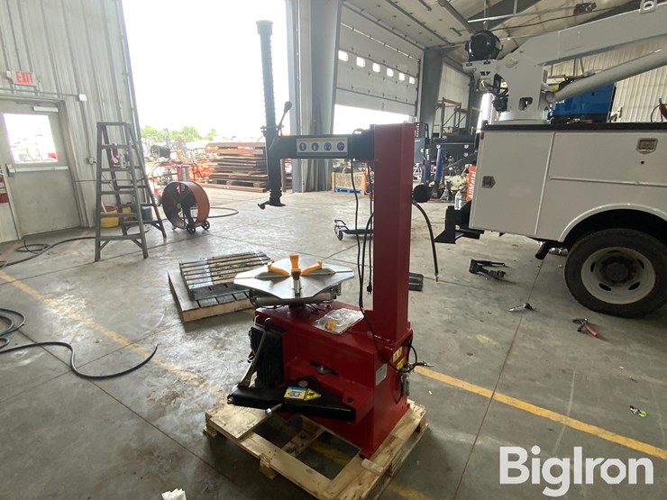 2025-ce-semi-automatic-tyre-changer-image-7