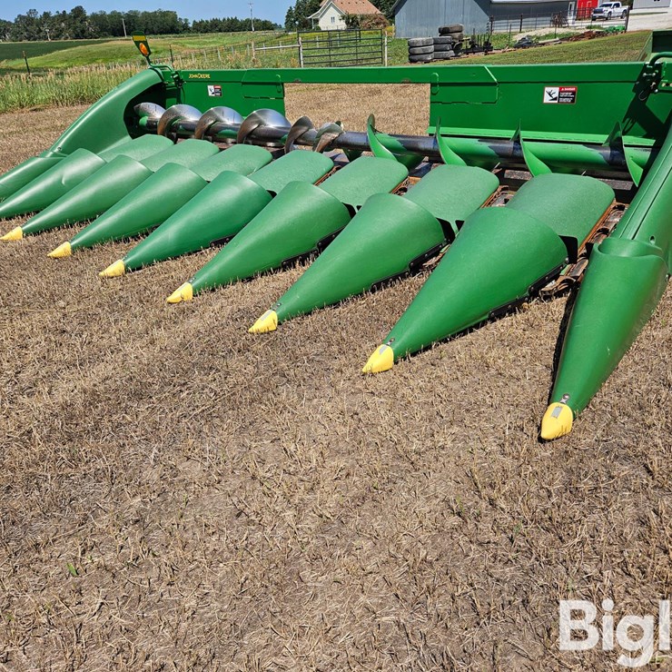 2008 JOHN DEERE 608C