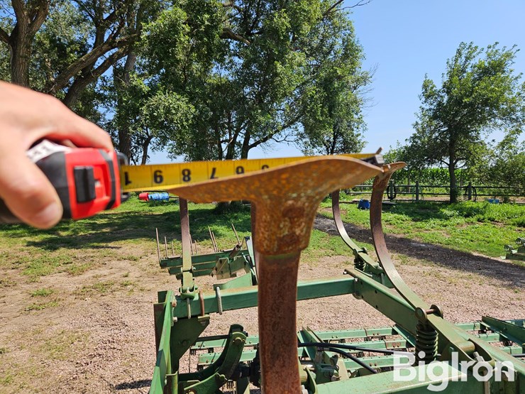 john-deere-1010-image-14