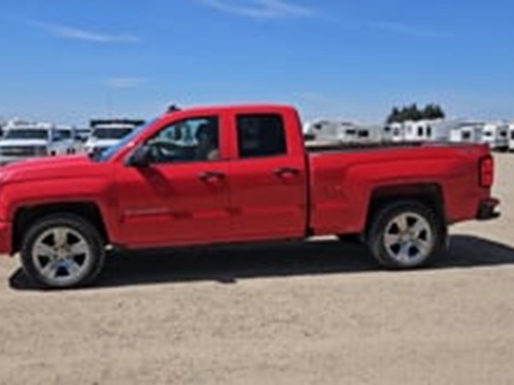 2016-chevrolet-silverado-1500-image-5