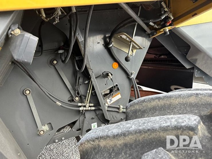 2005-lexion-580r-image-50