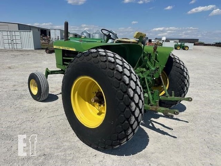 1963-john-deere-2010-image-3