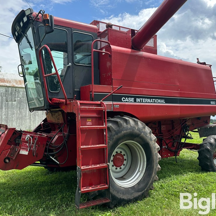 1989 CASE IH 1660