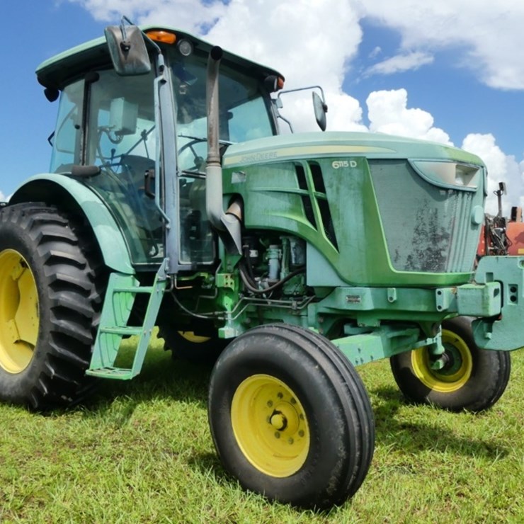 JOHN DEERE 6115D