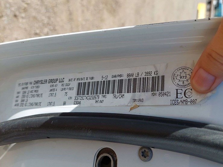 2012-ram-2500-st-image-6