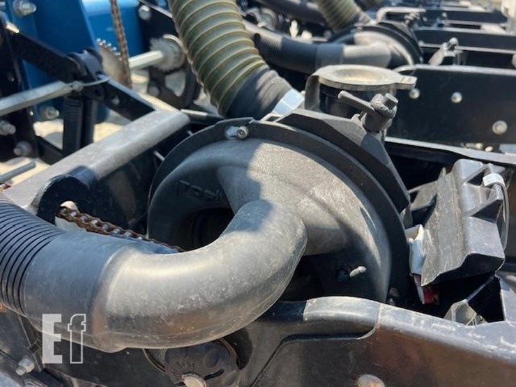 2008-kinze-3800sds-image-32