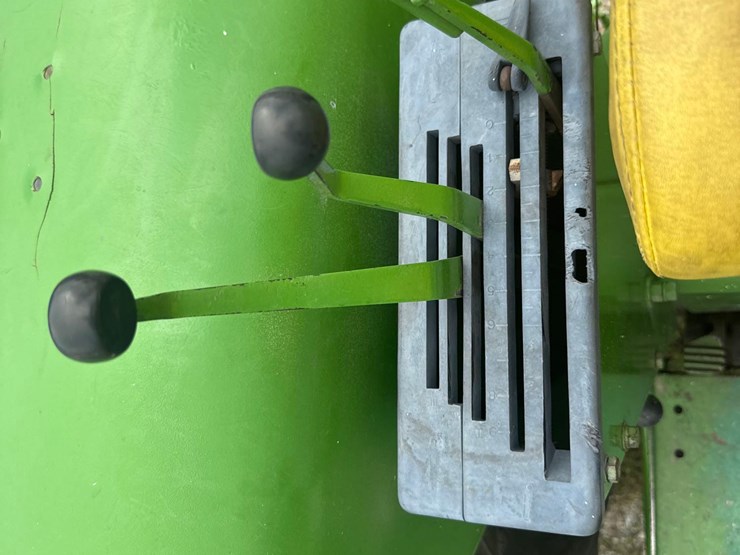 1969-john-deere-3020-image-25