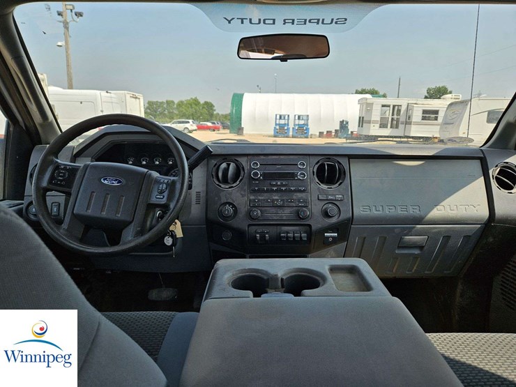 2014-ford-f350-image-25