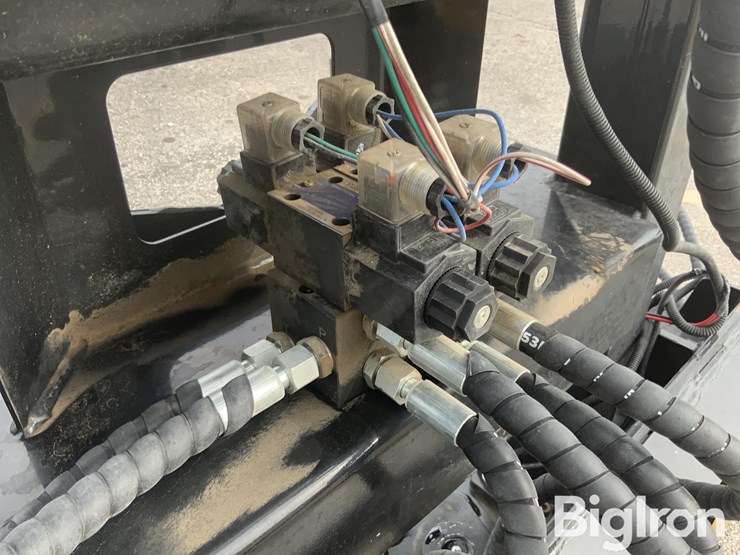 2025-giyi-gy-ts29-skid-steer-tree-scissors-image-13