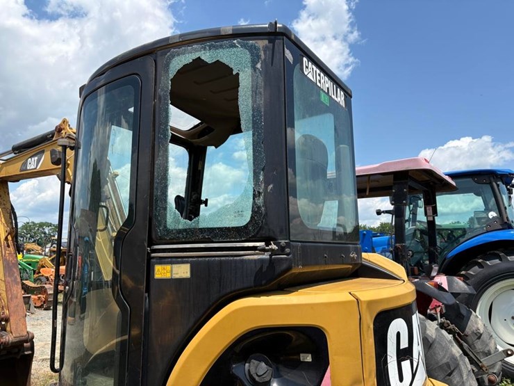2010-caterpillar-305c-cr-image-18