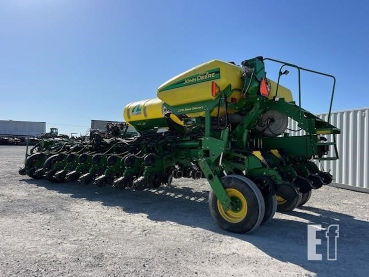 2009-john-deere-1770nt-image-5