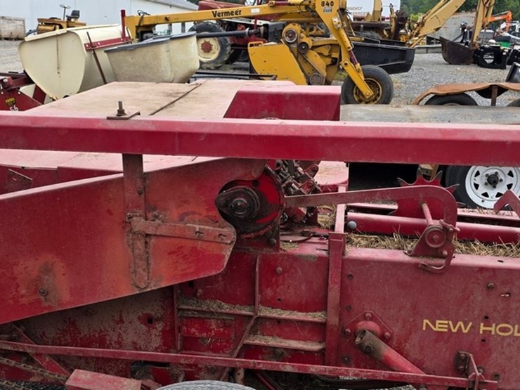 new-holland-273-image-22