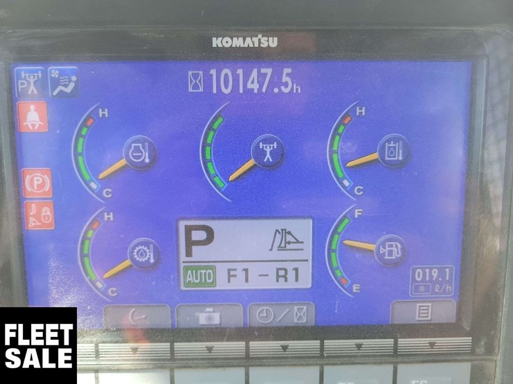 2013-komatsu-d65px--17-image-10