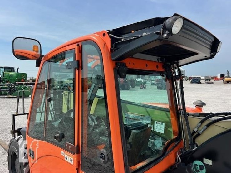2018-jlg-g5-18a-image-25