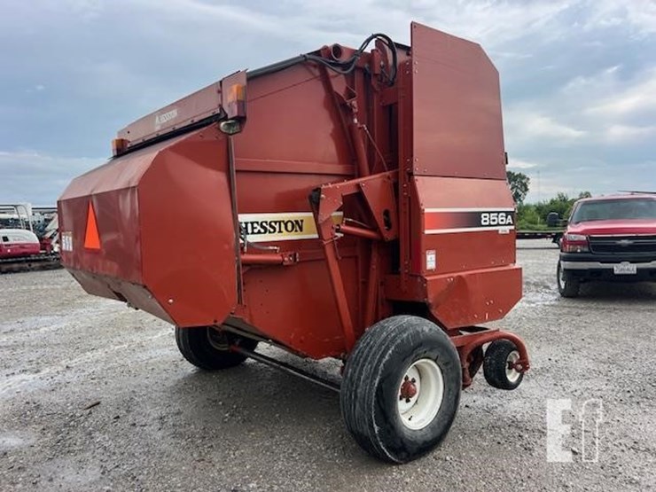 hesston-856a-image-6