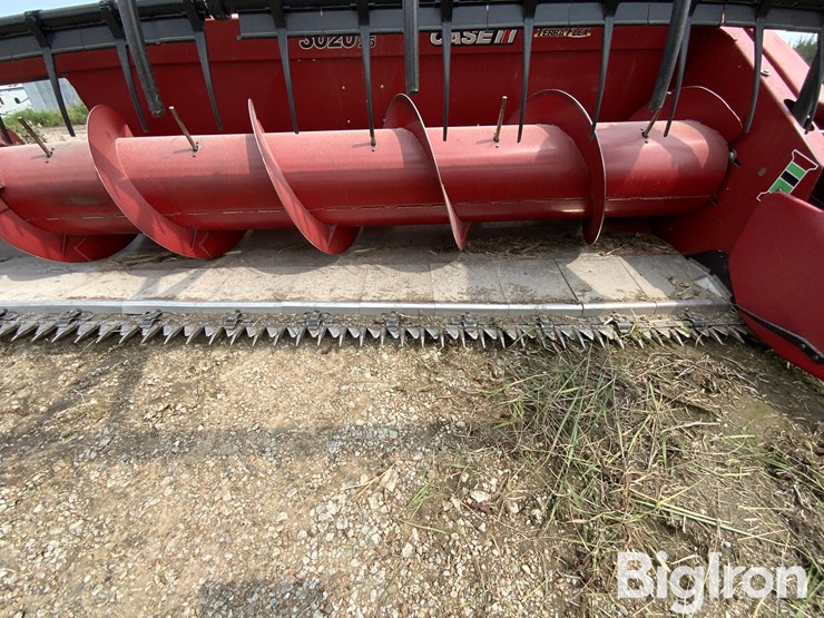 2011-case-ih-3020-image-13