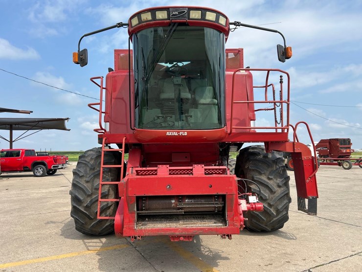 case-ih-2388-image-2