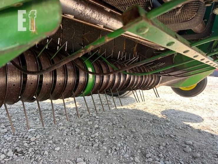 1999-john-deere-566-image-27