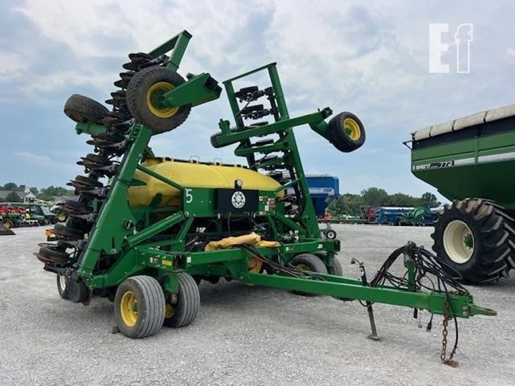 2018-john-deere-1990ccs-image-1