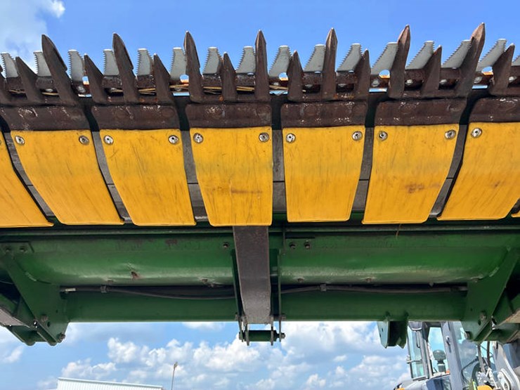 2009-john-deere-635f-image-43