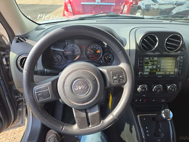 2016-jeep-patriot-image-13