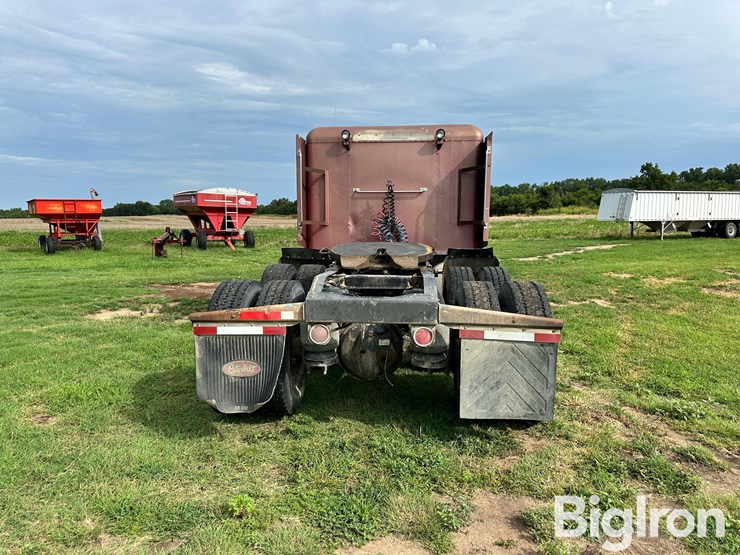 1989-peterbilt-379-image-6