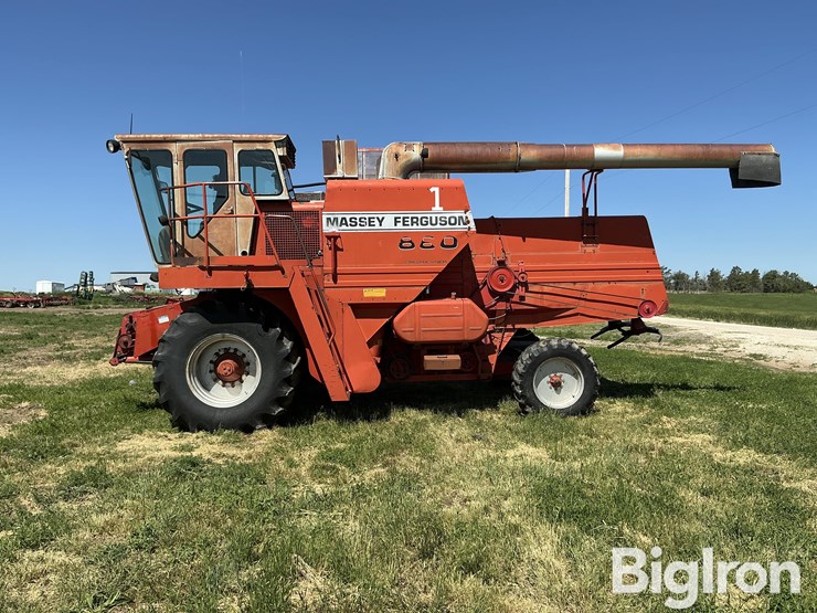 1983-massey-ferguson-860-image-8