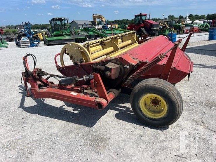 new-holland-469-image-3
