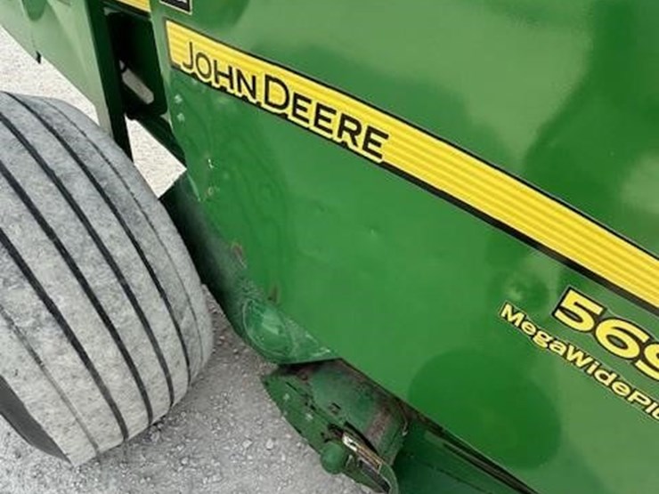 john-deere-569-image-19
