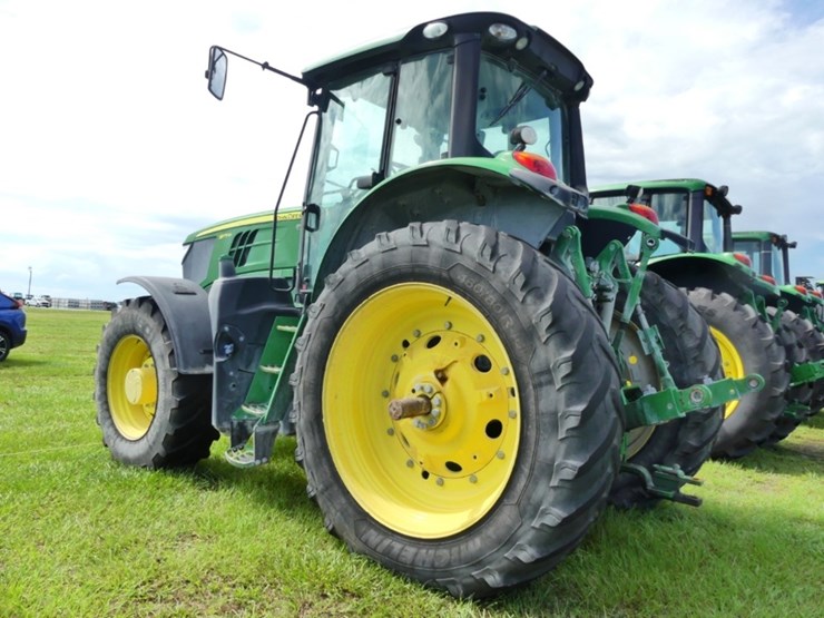 john-deere-6175m-image-4