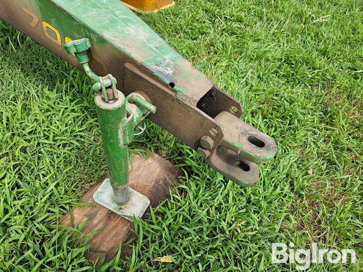 john-deere-7000-image-10