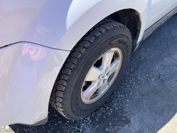 2012-ford-escape-image-9