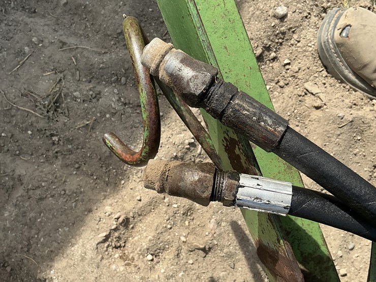 john-deere-10-image-10