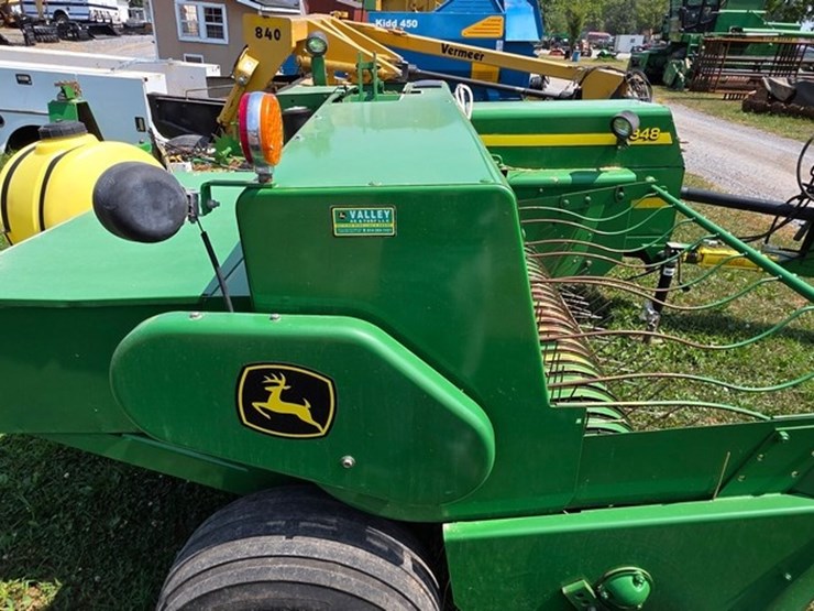 john-deere-348-image-12