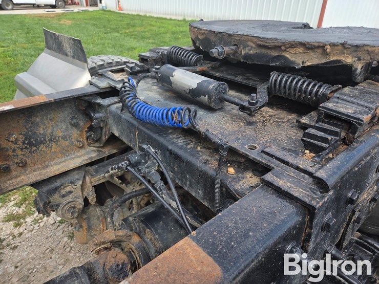 2007-peterbilt-386-image-13