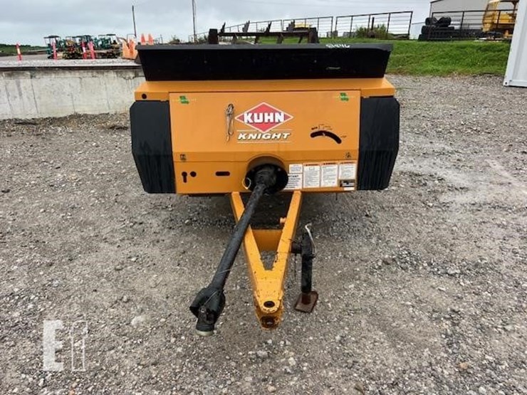 kuhn-knight-1215-image-9