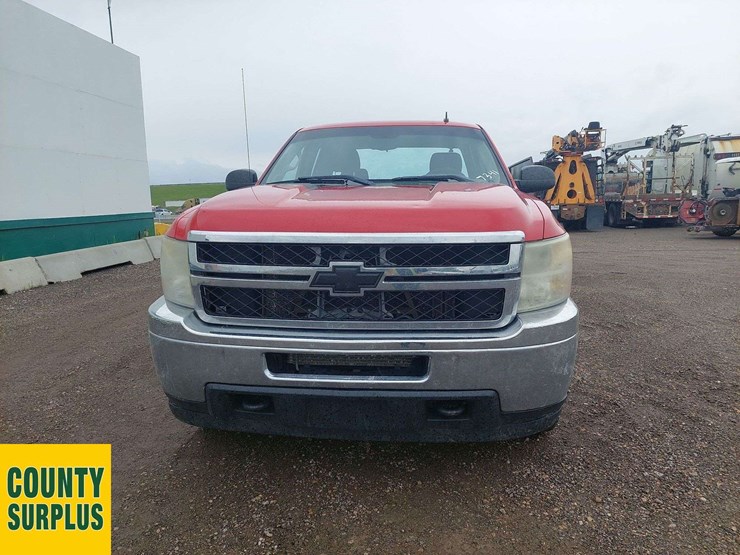 2011-chevrolet-silverado-2500hd-image-17