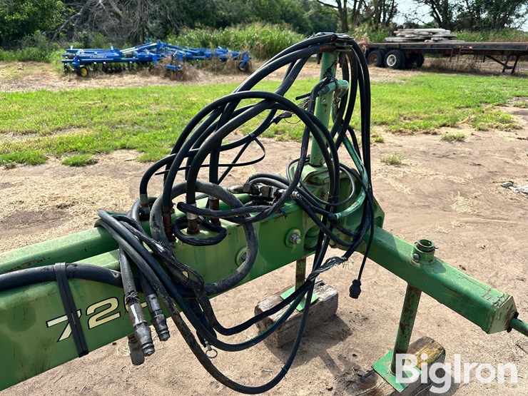 john-deere-7200-image-13