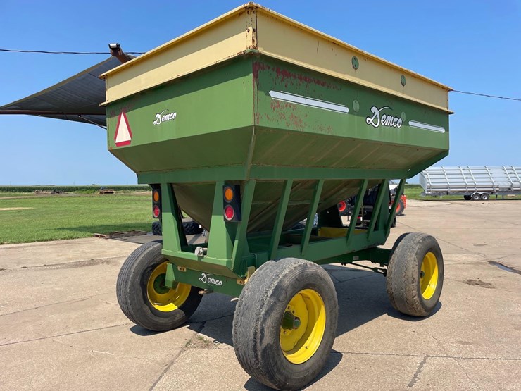 demco-325-image-4