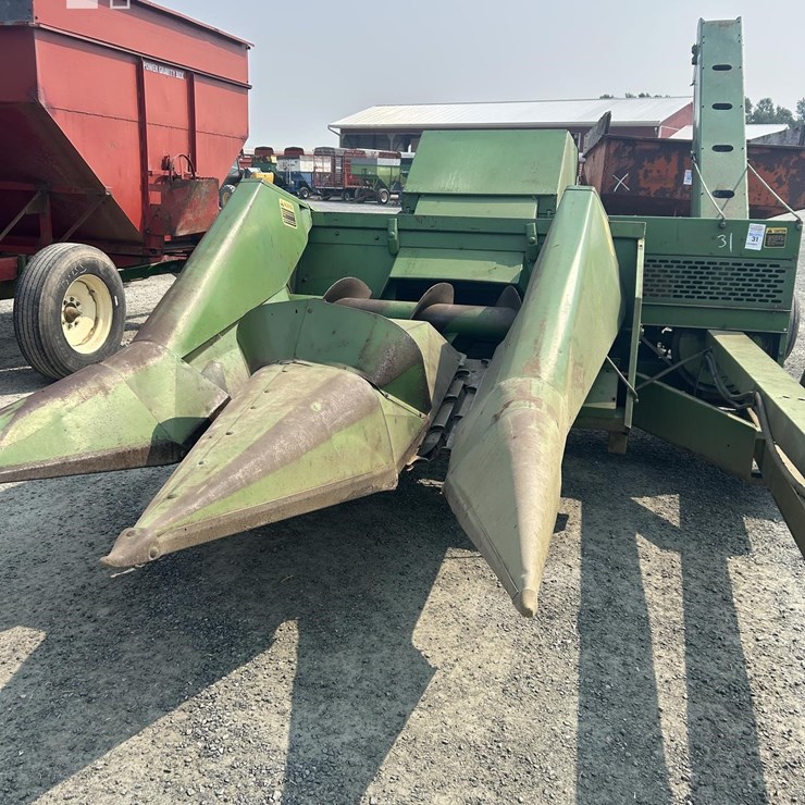 JOHN DEERE 300