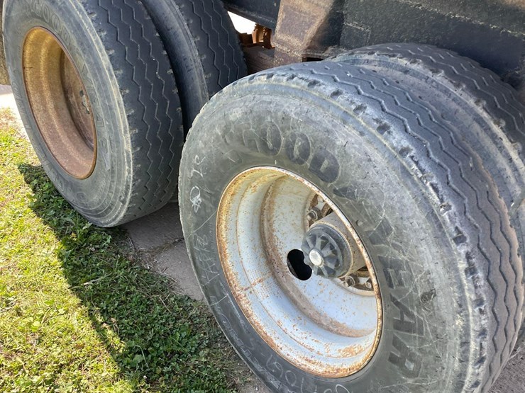 fruehauf-trailer-image-31