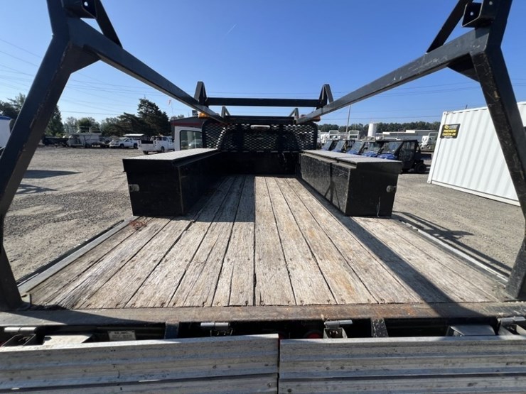 2012-ford-f550-image-25