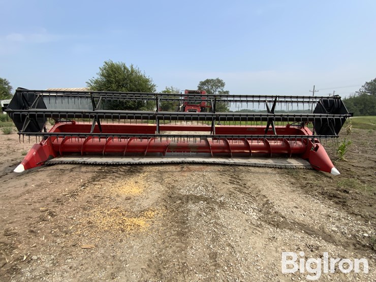 2011-case-ih-3020-image-2