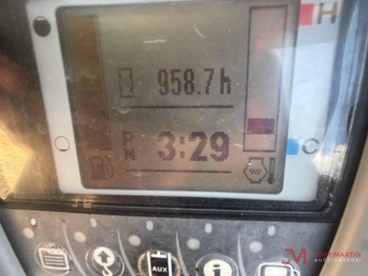 2021-kubota-kx033-4-image-6