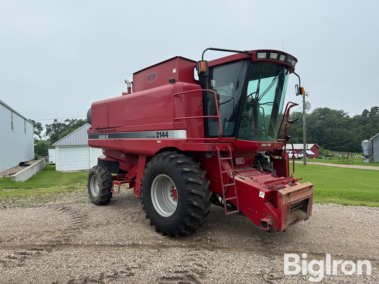 1995-case-ih-2144-image-3