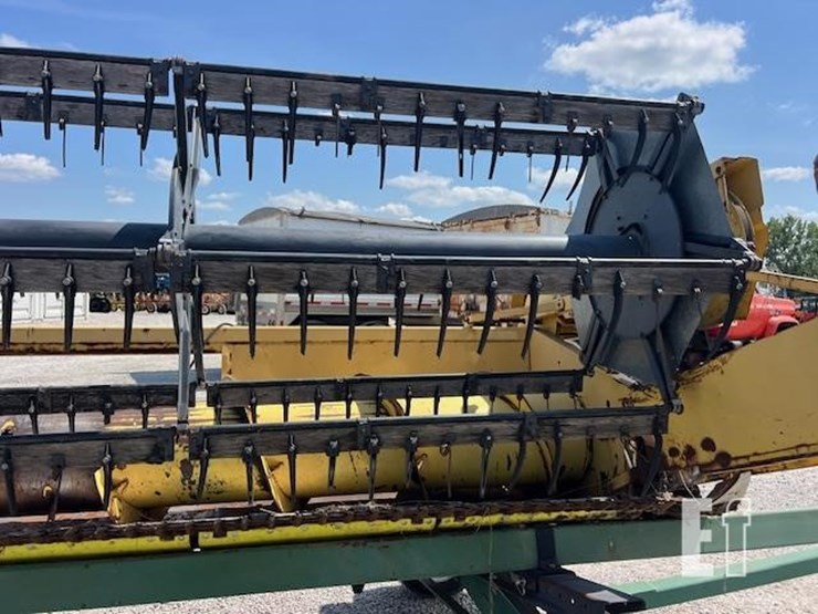 new-holland-tr85-image-86