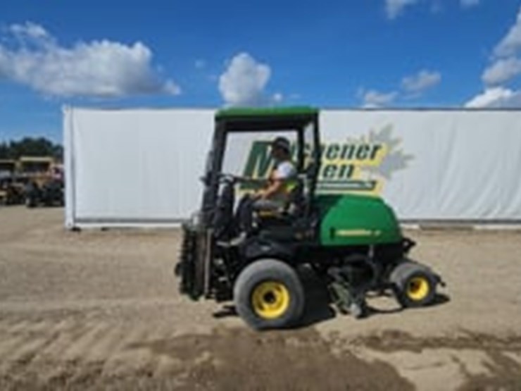 john-deere-3225c-image-5