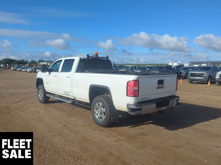 2016-gmc-sierra-3500hd-image-3