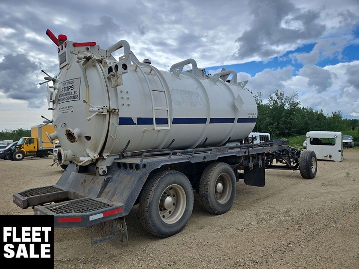 2018-peterbilt-367-image-4