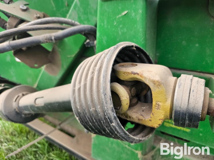2010-john-deere-608c-image-13
